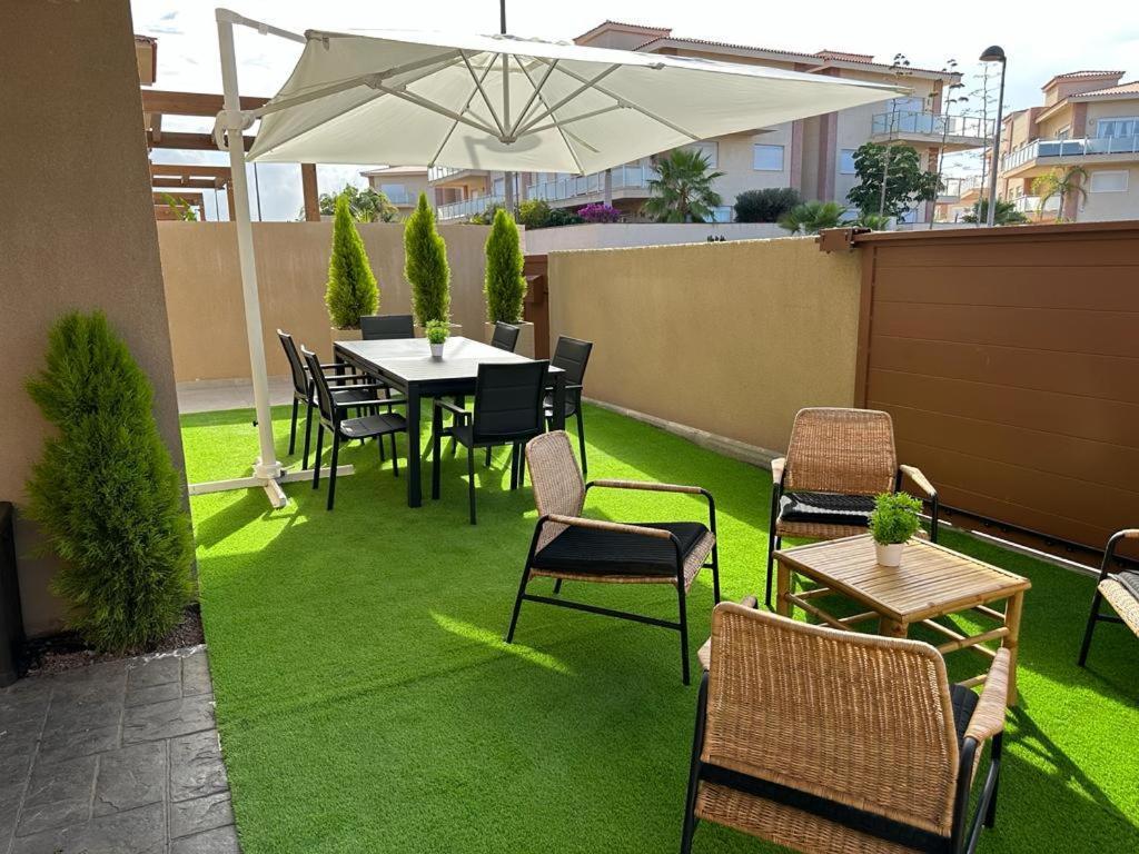 Golf Tenerife South XX Wheel Accessible Shower XX Free Wifi XX Private Pool 30 Degrees XX Two Terraces 30M2X60M2 Xxfree Parking XX Mountain View XX Flatscreen 65 Inch XX San Miguel de Abona Kültér fotó