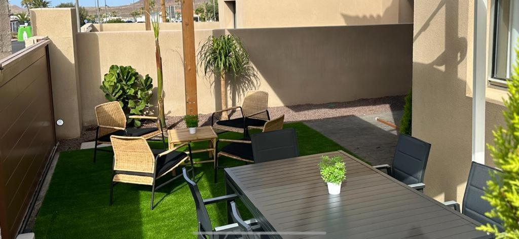 Golf Tenerife South XX Wheel Accessible Shower XX Free Wifi XX Private Pool 30 Degrees XX Two Terraces 30M2X60M2 Xxfree Parking XX Mountain View XX Flatscreen 65 Inch XX San Miguel de Abona Kültér fotó